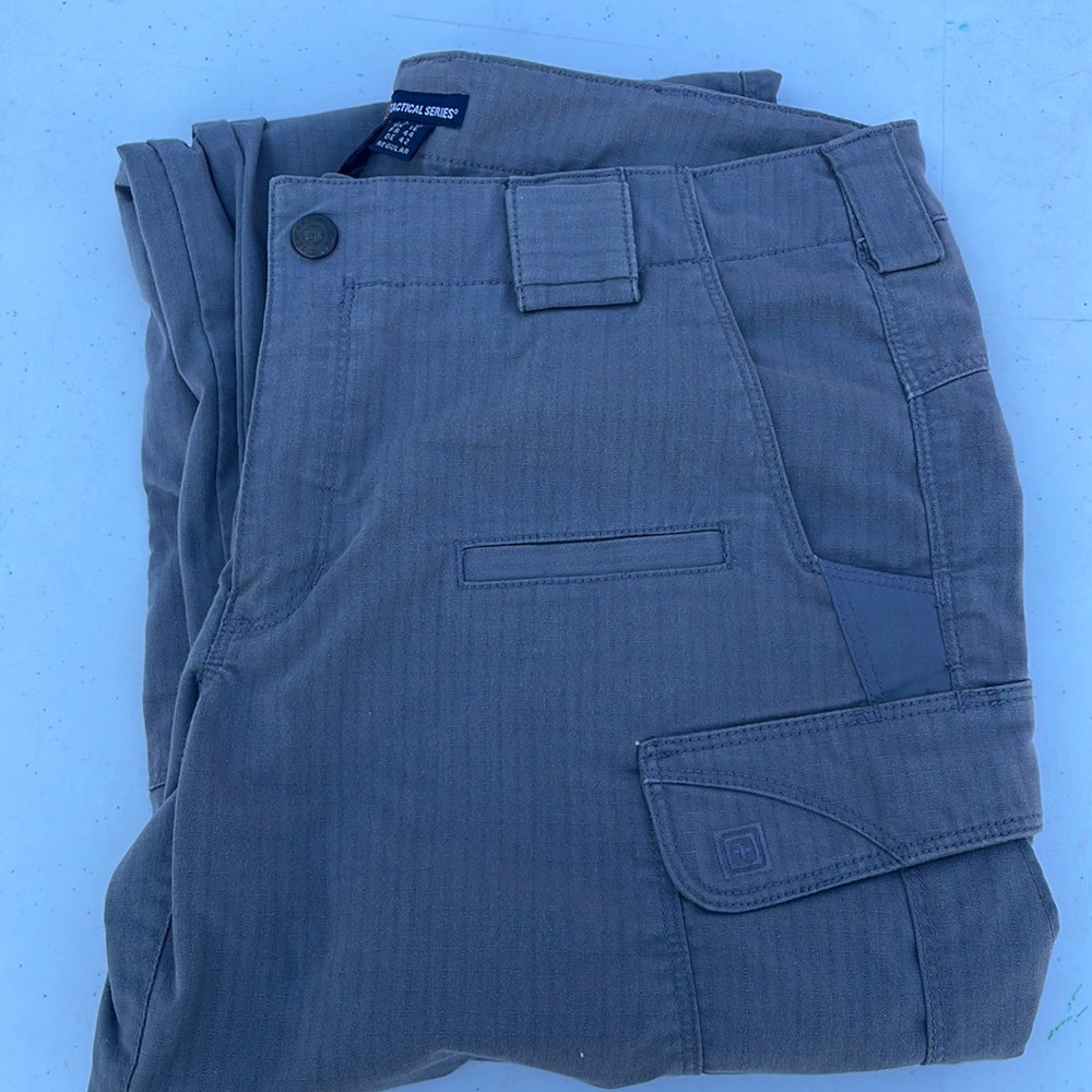 5.11 women’s tactical pants in gray. Good used condition.